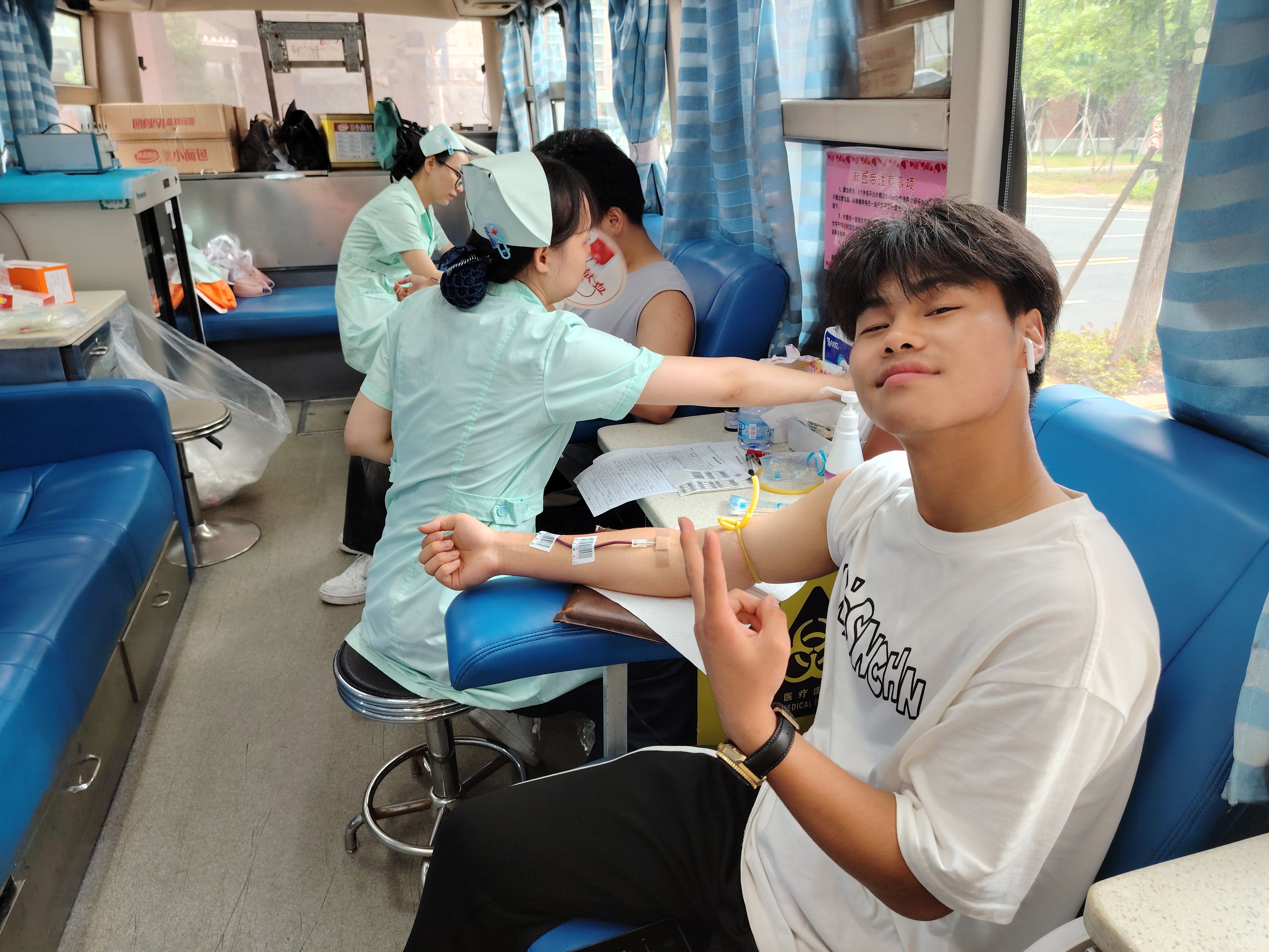 践行“日行一善”！美珈师生奉献26100多毫升新鲜血液